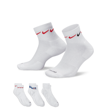 NIKE EVERYDAY PLUS CUSHIONED TRANING ANKLE SOCKS (3 PAIRS)