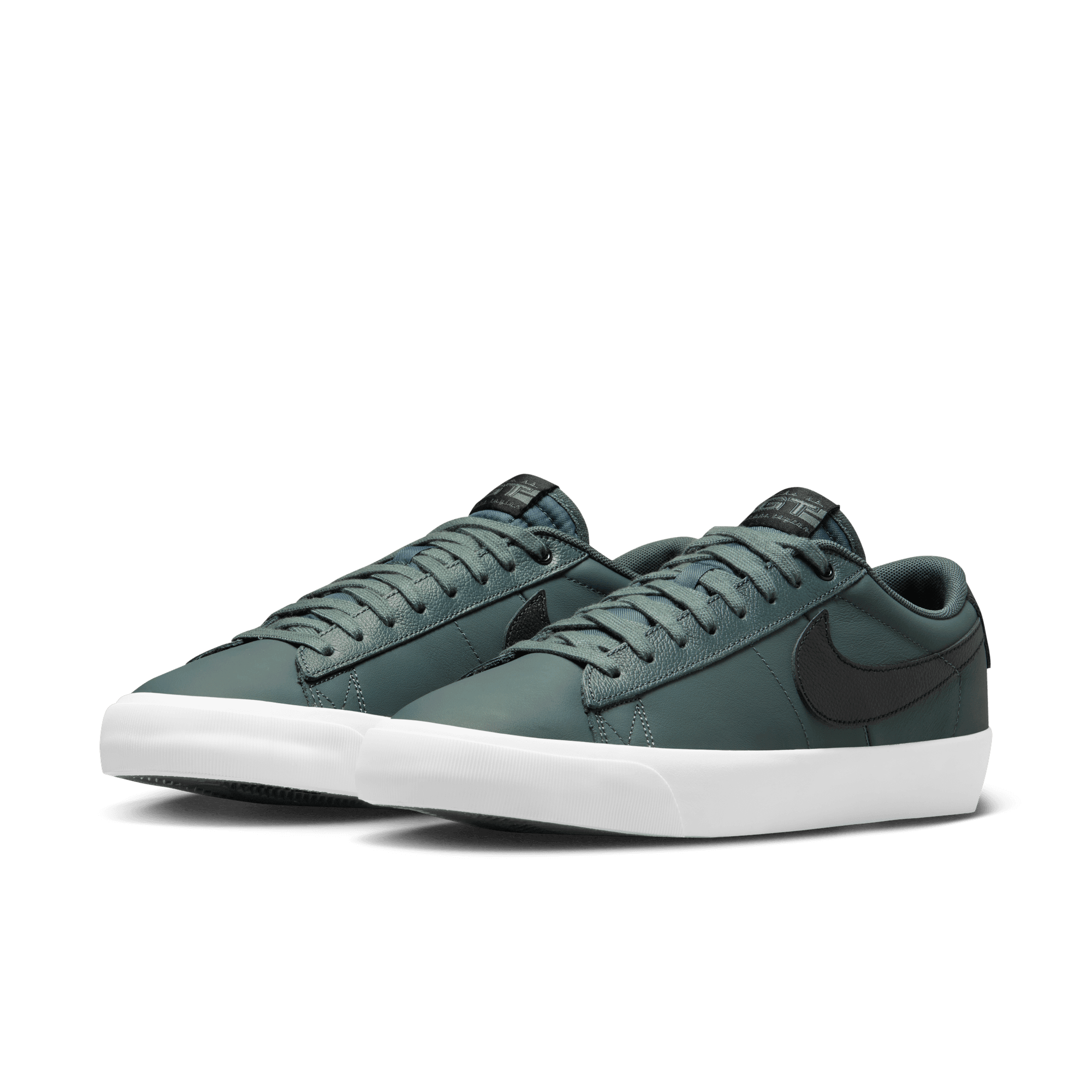 BLAZER LOW PRO GT