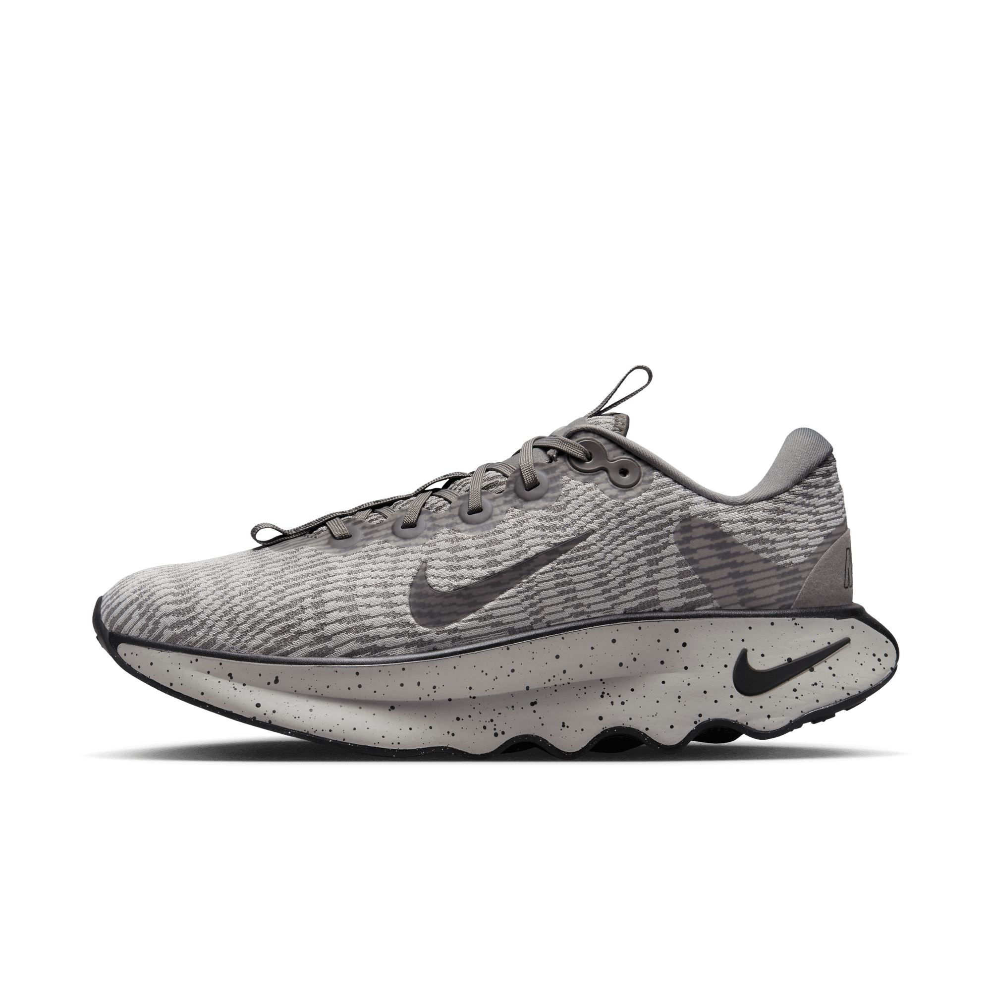 NIKE MOTIVA MENS WALKING SHOES