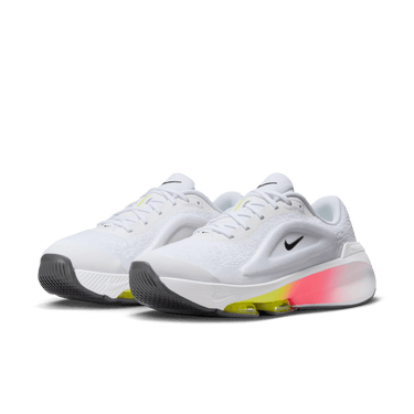 NIKE VERSAIR WOMEN'S WORKOUT SHOES