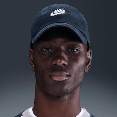 NIKE CLUB UNSTRUCTURED FUTURA WASH CAP