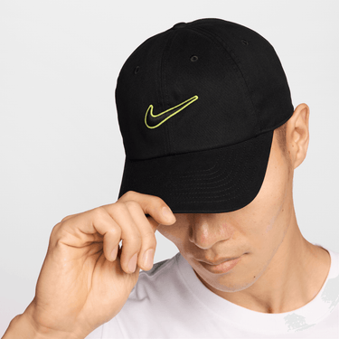 NIKE CLUB UNSTRUCTURED SWOOSH CAP