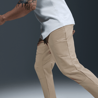NIKE UNLIMITED MEN'S DRI-FIT STRAIGHT LEG VERSATILE PANTS