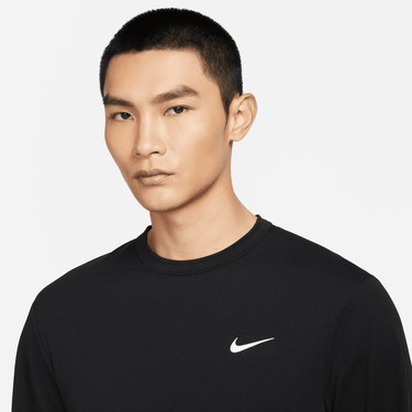 NIKE DRI-FIT UV HYVERSE MEN'S LONG-SLEEVE FITNESS TOP