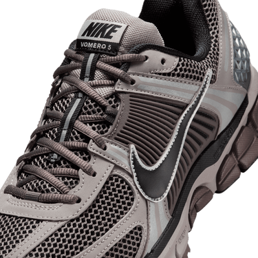 NIKE ZOOM VOMERO 5 MEN'S SHOES