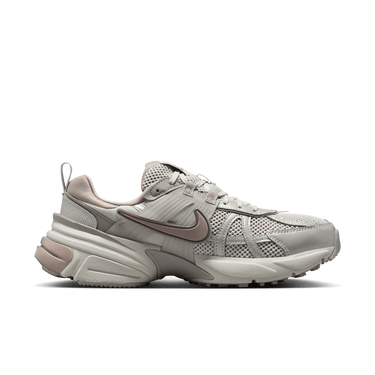 NIKE V2K RUN WOMEN'S SHOES