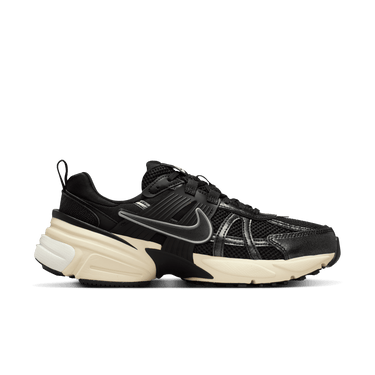 NIKE V2K RUN WOMEN'S SHOES