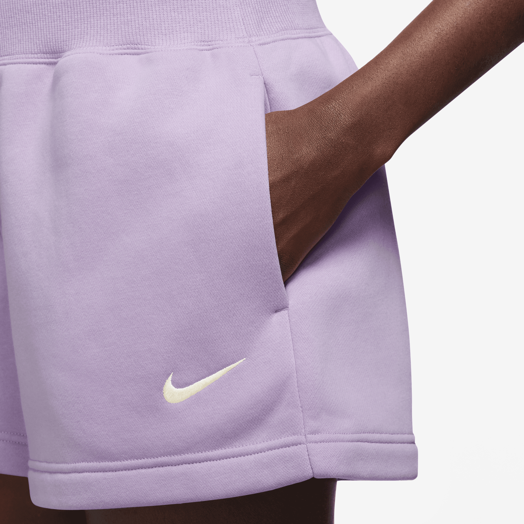 NIKE SPORTSWEAR PHOENIX FLEECE WOMEN'S HIGH-WAISTED SHORTS