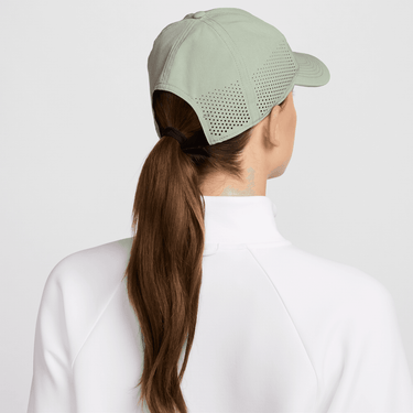 NIKE DRI-FIT ADV CLUB UNSTRUCTURED SWOOSH CAP