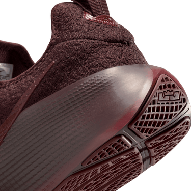 LEBRON TR 1 MEN'S WORKOUT SHOES
