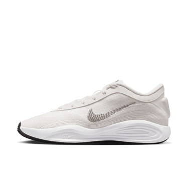 G.T. HUSTLE ACADEMY EP BASKETBALL SHOES