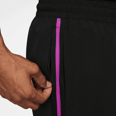 NIKE DNA MEN'S DRI-FIT 6" UV WOVEN BASKETBALL SHORTS