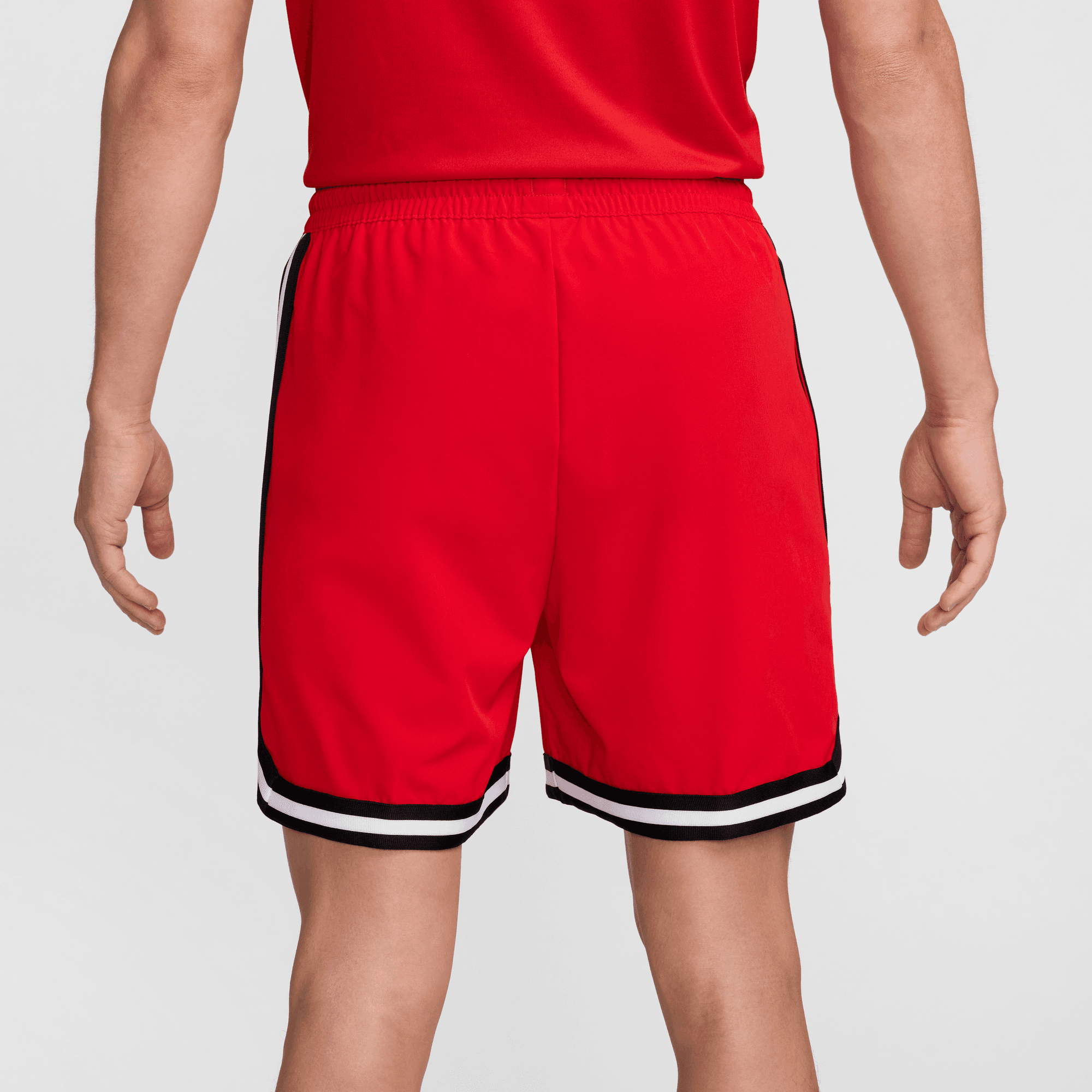 NIKE DNA MEN'S DRI-FIT 6" UV WOVEN BASKETBALL SHORTS