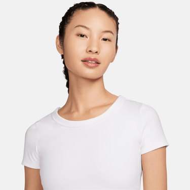 NIKE ONE FITTED WOMEN'S DRI-FIT SHORT-SLEEVE CROPPED TOP