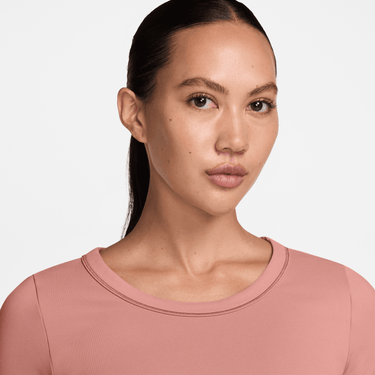 NIKE ONE FITTED WOMEN'S DRI-FIT SHORT-SLEEVE CROPPED TOP