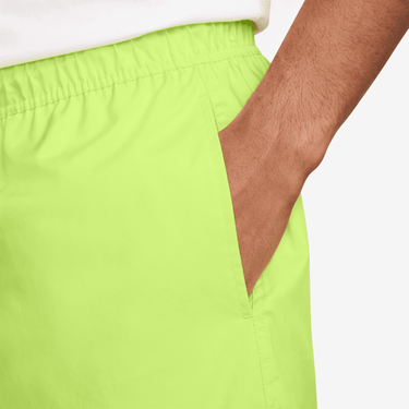 NIKE CLUB MEN'S WOVEN FLOW SHORTS