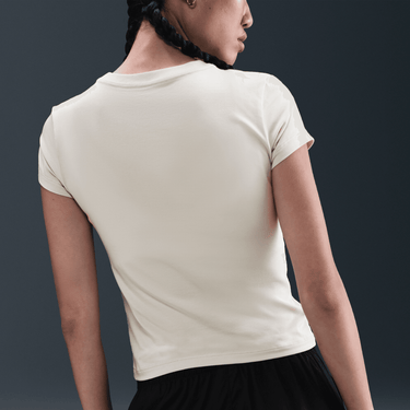 NIKE SPORTSWEAR CHILL KNIT WOMEN'S T-SHIRT