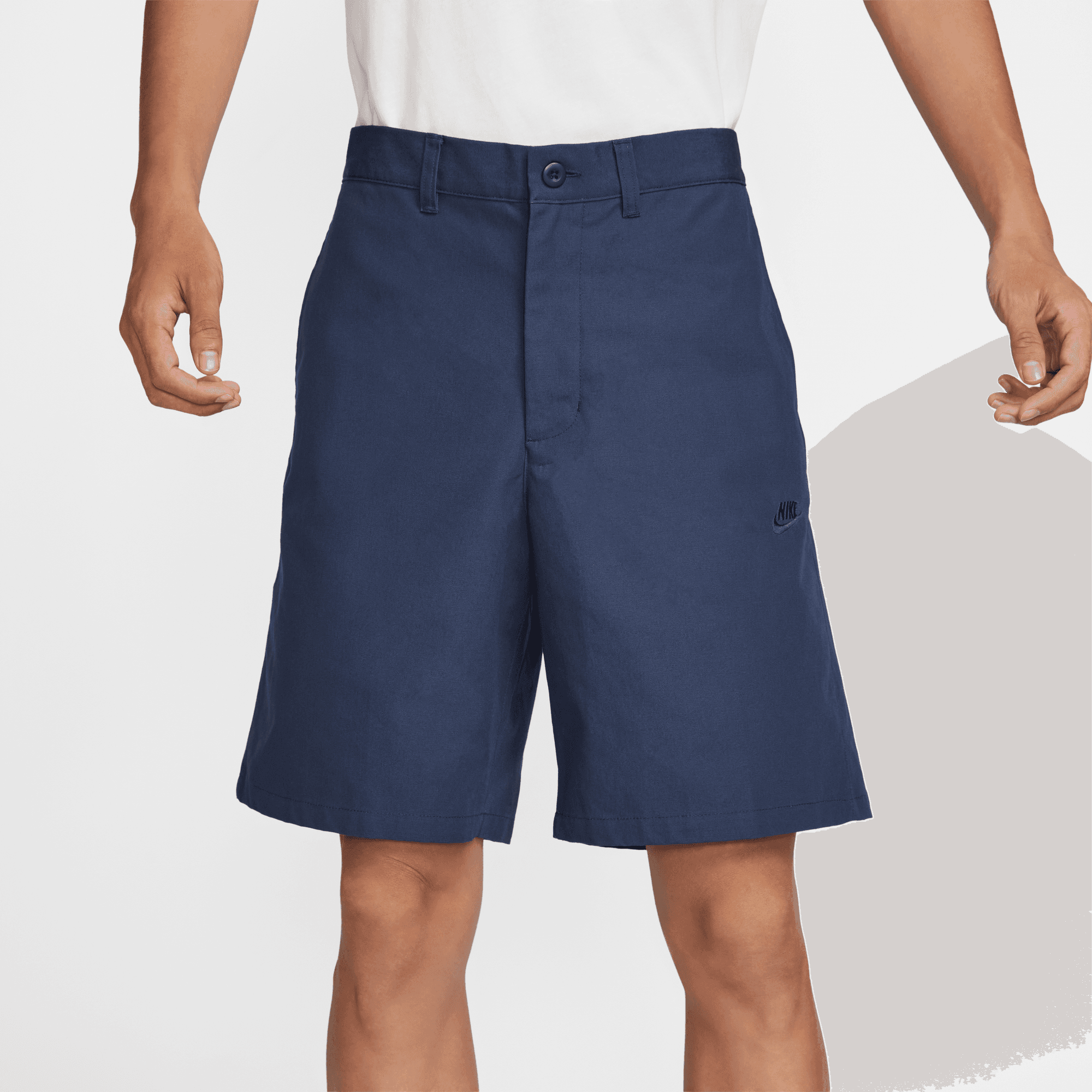 NIKE CLUB MEN'S CHINO SHORTS