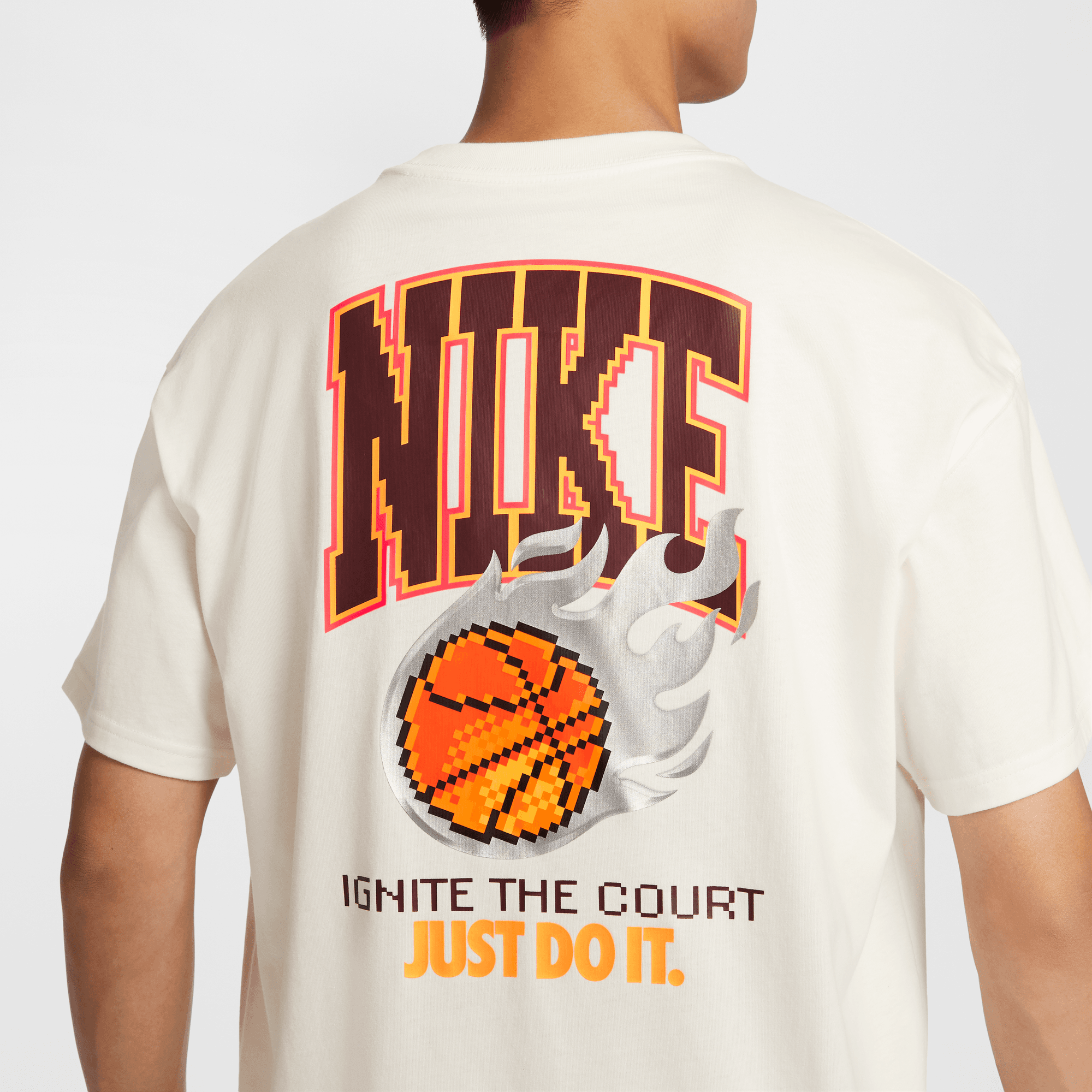 NIKE MAX90 MEN'S BASKETBALL T-SHIRT