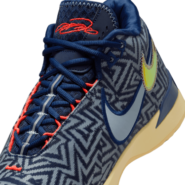 LEBRON NXXT GENISUS EP BASKETBALL SHOES