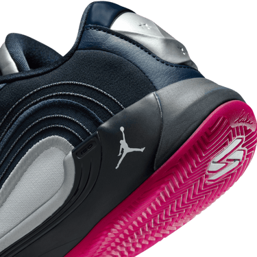 LUKA 4 PF "NAVIDOR" BASKETBALL SHOES