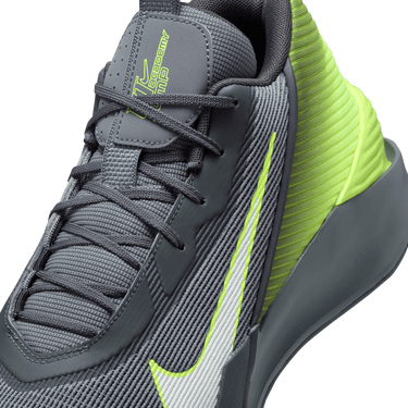 NIKE G.T. JUMP ACADEMY EP BASKETBALL SHOES
