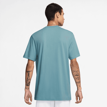 MEN'S NIKE SPORTSWEAR TEE 12MO FUTURA SP25