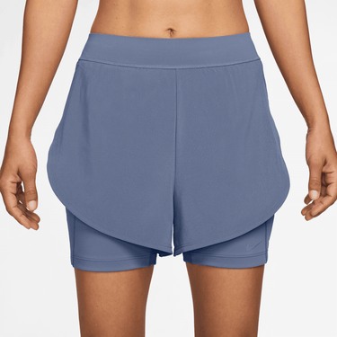 NIKE UNIVERSA WOMEN'S 2-IN-1 5" SHORTS