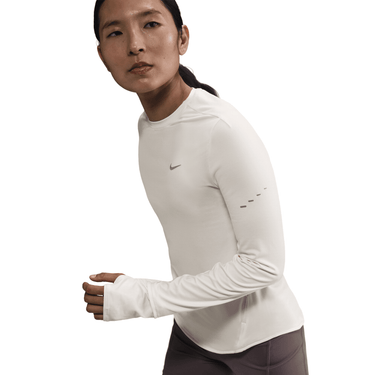 NIKE SWIFT WOMEN'S DRI-FIT UV LONG-SLEEVE CREW-NECK RUNNING TOP
