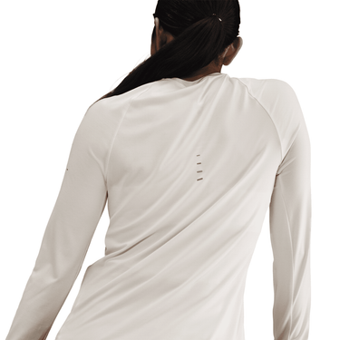 NIKE SWIFT WOMEN'S DRI-FIT UV LONG-SLEEVE CREW-NECK RUNNING TOP