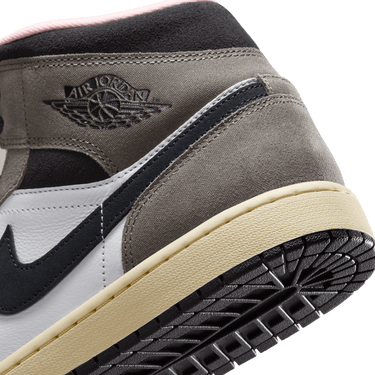 AIR JORDAN 1 MID SE