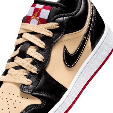 AIR JORDAN 1 LOW SE BIG KIDS' SHOES