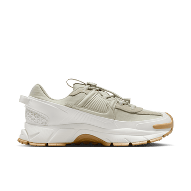 NIKE ZOOM VOMERO ROAM WOMEN'S WINTERIZED SHOES