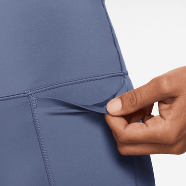 NIKE UNIVERSA WOMEN'S HIGH-WAISTED 5" BIKER SHORTS WITH NO FRONT SEAM