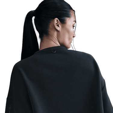 NIKE 24.7 IMPOSSIBLYSOFT WOMEN'S DRI-FIT OVERSIZED CREW-NECK TOP