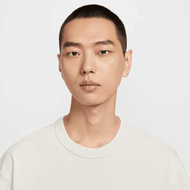 NIKE SPORTSWEAR PREMIUM ESSENTIALS MEN'S T- SHIRT