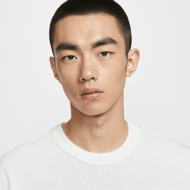 NIKE SPORTSWEAR PREMIUM ESSENTIALS MEN'S T-SHIRT