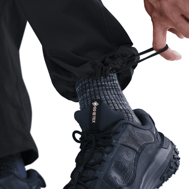 NIKE ACG "SMITH SUMMIT" MEN'S ZIP CARGO PANTS