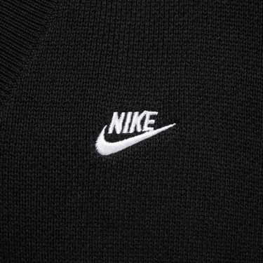 NIKE SPORTSWEAR CLUB MEN'S V-NECK SWEATER