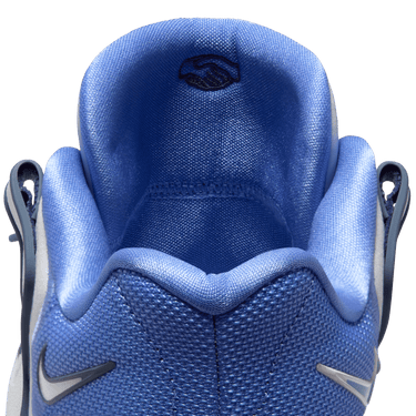 KD18 EP BASKETBALL SHOES