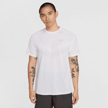 NIKE STRIDE MEN'S DRI-FIT ADV SHORT-SLEEVE RUNNING TOP