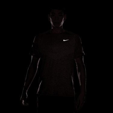 NIKE STRIDE MEN'S DRI-FIT ADV SHORT-SLEEVE RUNNING TOP