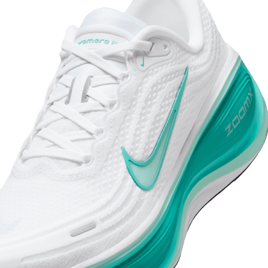 NIKE VOMERO PLUS WOMEN'S ROAD RUNNING SHOES