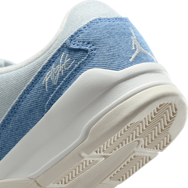 WMNS JORDAN FLIGHT COURT SE