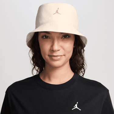 JORDAN APEX REVERSIBLE BUCKET HAT