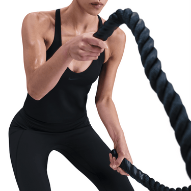 NIKE UNIVERSA WOMEN'S MEDIUM-SUPPORT PADDED SPORTS BRA TANK