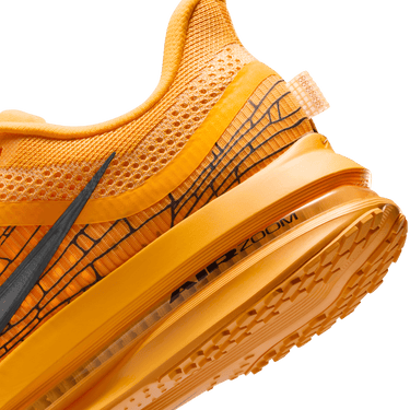 NIKE PEGASUS PREMIUM LV8 MEN'S ROAD RUNNING SHOES