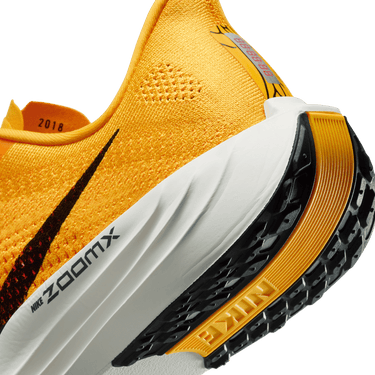 NIKE PEGASUS PLUS LV8 MEN'S ROAD RUNNING SHOES