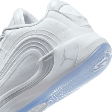 LUKA 4 PF BASKETBALL SHOES