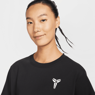 KOBE WOMEN'S DRI-FIT CROPPED BASKETBALL T-SHIRT